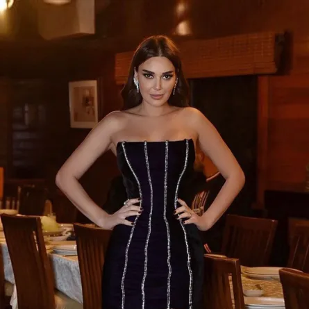 سيرين عبد النور بفستان سهرة باللون الأسود 