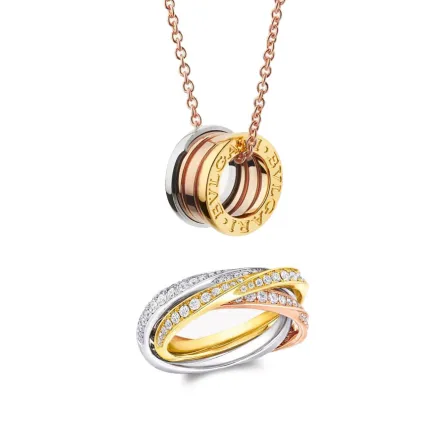 موديلات مجوهرات بثلاثة ألوان من الذهب لإطلالة عصرية