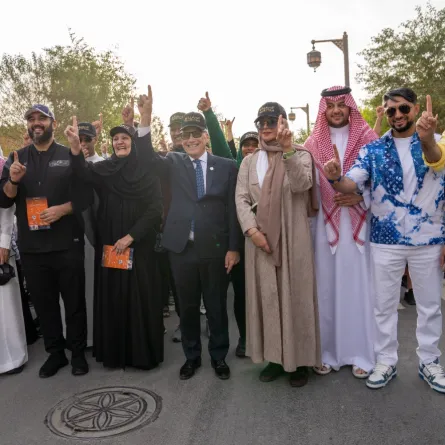 مهند الحسون والمهندس عبدالله بن سعيد وكيل وزارة الاسكان والشؤون البلدية والقروية،والأمير سعود بن سلطان آل سعود،والأميرة هند آل سعودوالسيد جيري انزيريلو الرئيس التنفيذي لمجموعة الدرعية والأميرة هيفاء الفيصل،والأمير فيصل بن بندر بن سلطان رئيس مجلس إدارة الاتحاد السعودي للألعاب الالكترونية