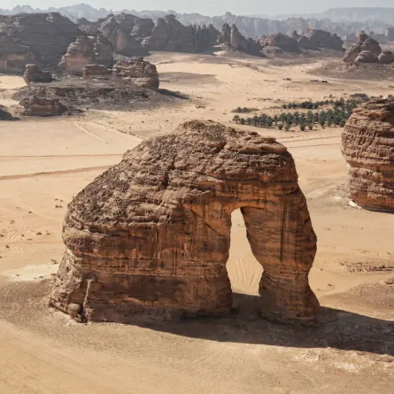 هيئة العلا تدشن رحلات جوية مباشرة بين عمّان والعلا