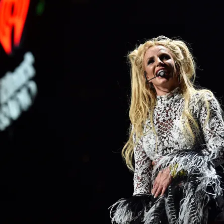LOS ANGELES, CA - DECEMBER 02: Singer Britney Spears performs onstage during 102.7 KIIS FM's Jingle Ball 2016 presented by Capital One at Staples Center on December 2, 2016 in Los Angeles, California. Mike Windle/Getty Images for iHeartMedia/AFP Mike Windle / GETTY IMAGES NORTH AMERICA / Getty Images via AFP