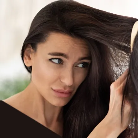 تأثير الرطوبة على الشعر.