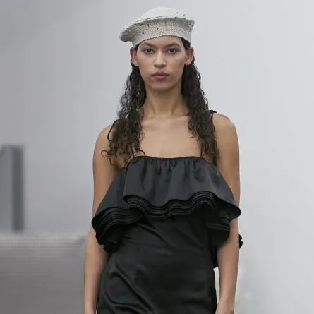 موديلات قبعات بحجم متوسّط