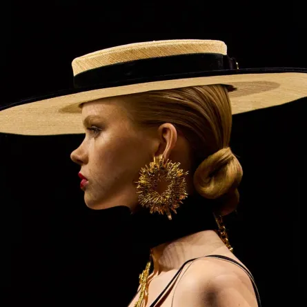 إكسسوارات أيقونية من وحي الثمانينيات 80s vibes