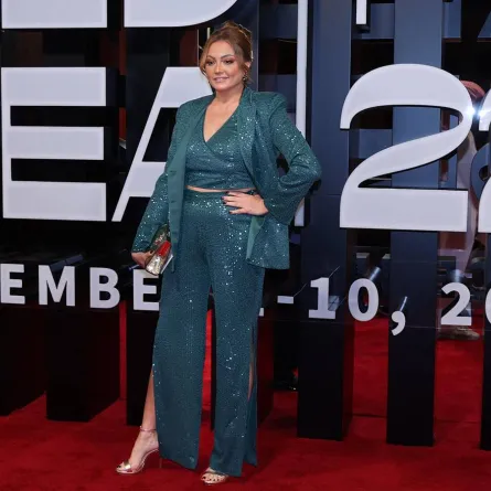 الأناقة تجمع النجمات في مهرجان البحر الأحمر السينمائي الدولي