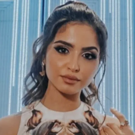 حلا الترك- الصورة من حسابها على الانستغرام