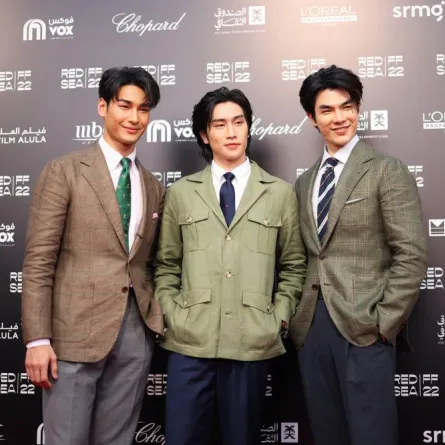 الممثل التايلندي ميل فاكفوم برفقة أصدقائه النجوم -الصورة خاصة بـ«سيدتي»