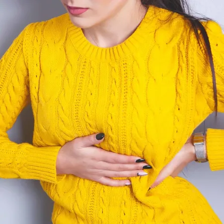 صورة لحامل تشكو حموضة المعدة