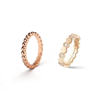 موديلات خواتم ذات الطابع المينيمالي لإطلالة نهارية ناعمة في شتاء 2023