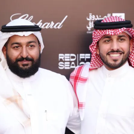 فهد البتيري وإبراهيم الحجاج بطلا فيلم "الخلاط" - مصدر الصورة: مهرجان البحر الأحمر السينمائي الدولي