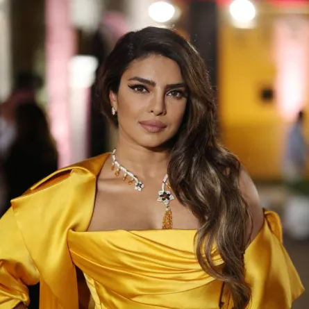 بريانكا شوبرا تخطف الأنظار بمجوهرات راقية - مصدر الصورة: مهرجان البحر الأحمر السينمائي الدولي