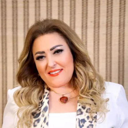 نهال عنبر -الصورة من صفحتها الرسمية على الفيس بوك