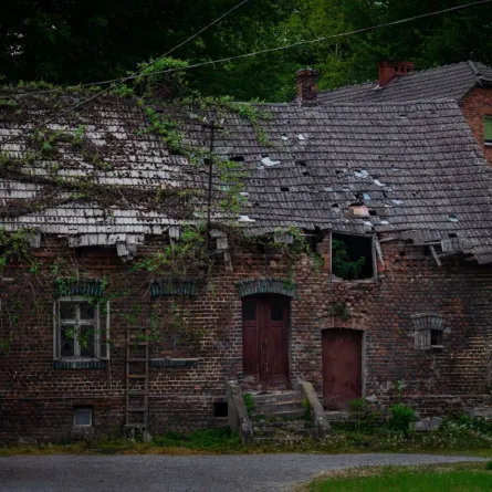 انهيار البيت