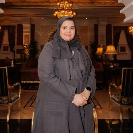 التشكيلية ميرفت الأمير: الإحساس باللوحات أهم مؤشّر لتذوق الفن 