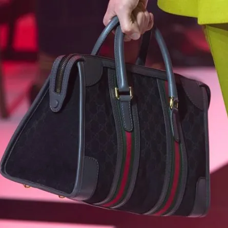 حقيبة باللونين الرمادي والاسود من غوتشي Gucci
