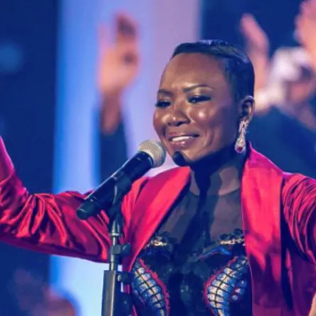 خديجة معاذ- الصورة من موسم الرياض على الانستغرام