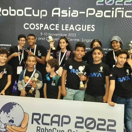 الطالبة " مارولا" تحصد المركز الأول عالميا فى مسابقة برمجة الروبوت.. 