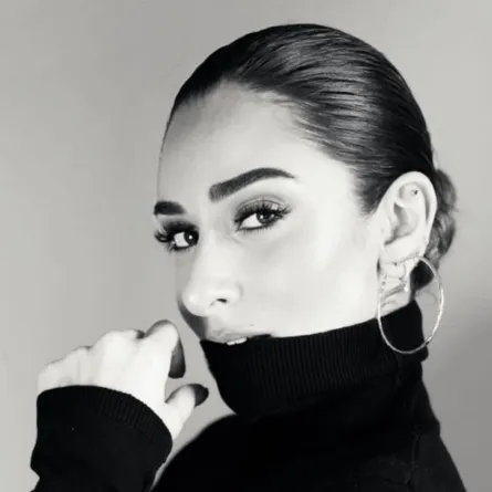 أمينة خليل تكشف بالفيديو تفاصيل زيارتها الأولى للطبيب النفسي