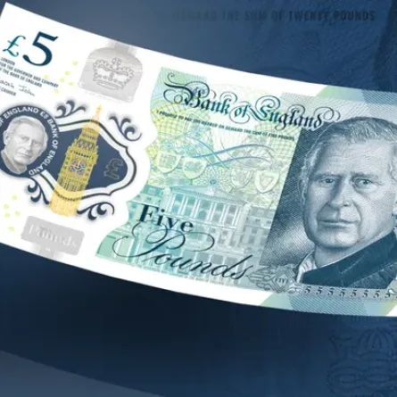 أول عملة نقدية ورقية تحمل صورة الملك تشارلز. الصورة من وكالة فرانس برس