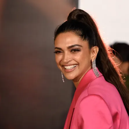 Bollywood actress Deepika Padukone poses for pictures during the song launch of her upcoming Indian Hindi-language period comedy film ‘Cirkus’ in Mumbai on December 8, 2022. SUJIT JAISWAL / AFP