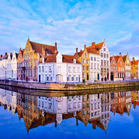 بروج وجهة رومانسية جذّابة