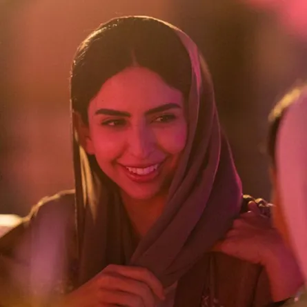 المصممة هالة الغرباوي: أزيائي تتفاعل مع نساء قويات يعتنقن أنوثتهنّ