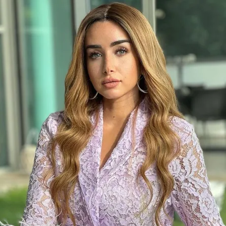 هنا الزاهد - صورة من صفحتها على انستغرام