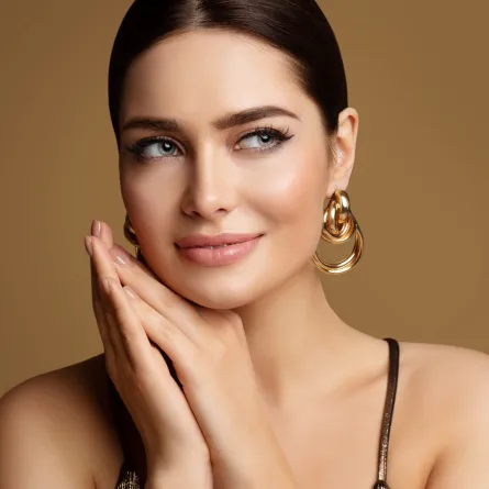 جراحة «خدود هوليوود» لإزالة الوسادات الدهنية Hollywood Cheek