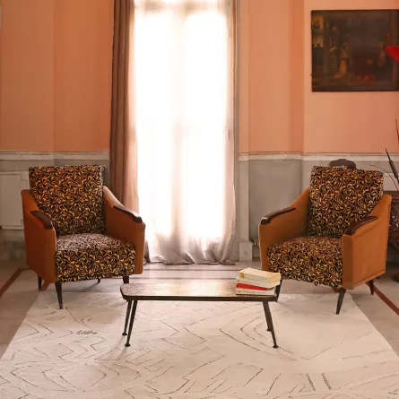 تصاميم السجاد والستائر في 2023 أنسجة طبيعية وألوان زاهية