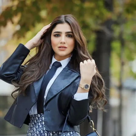 مي عمر -الصورة من صفحتها الرسمية على الفيس بوك