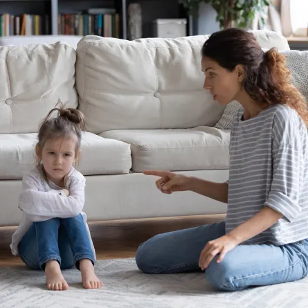 "9"خطوات لمواجهة عصبية الطفل بدون عصبية 