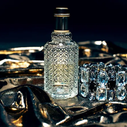 عطور قديمة أيقونية لاقت شهرة كبيرة