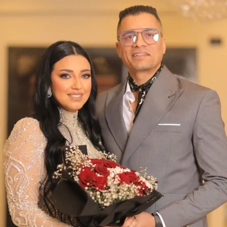 حسن شاكوش وخطيبته- الصورة من حسابه على إنستغرام