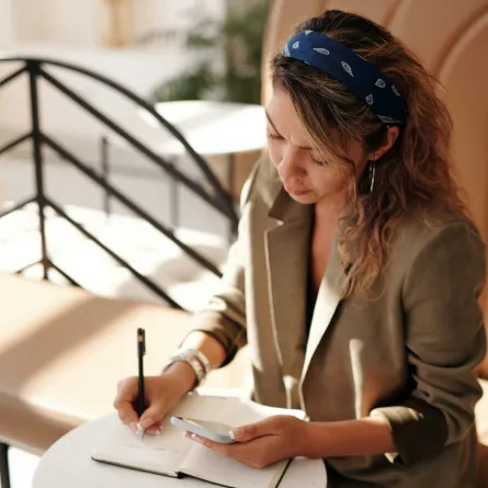 الفرق بين التعبير والمقالة