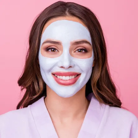 فوائد وأنواع الطين للعناية بالبشرة وفق نوعها