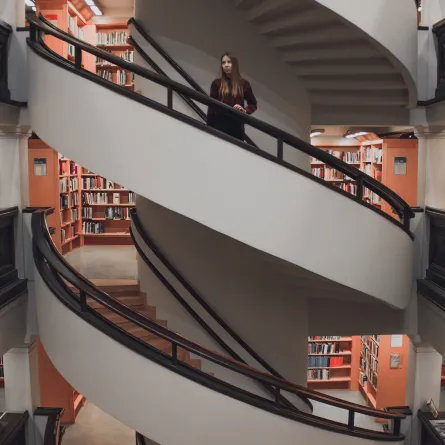 مكتبة محمد بن راشد في إمارة دبي - الصورة من الموقع الرسمي للمكتبة