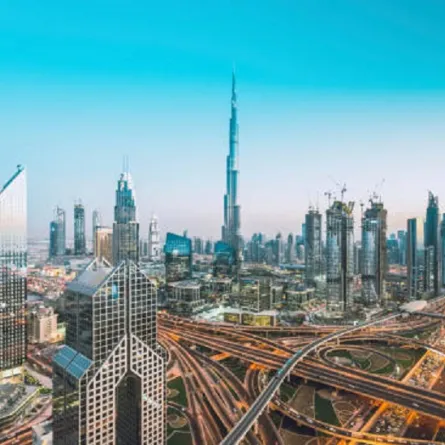 طرق ومواصلات دبي تطلق استبيانا شاملا لقياس خصائص التنقل في إمارة دبي. الصورة من unsplash