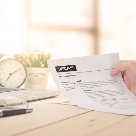 السيرة الذاتية 