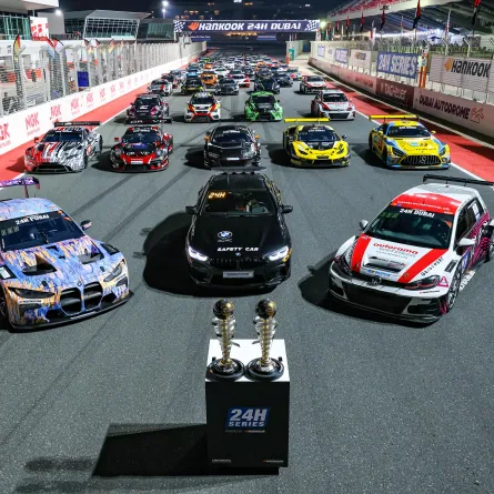 دبي تستضيف أبطال العالم في تحدي "هانكوك 24 ساعة". الصورة من مكتب دبي الإعلامي