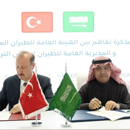 توقيع الاتفاقية مع الجانب التركي