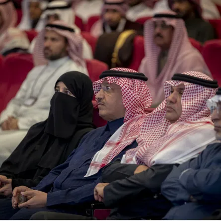  وزير التعليم نائب رئيس اللجنة الوطنية لليونيسكو يوسف البنيان والأمين العام لمؤسسة موهبة الدكتورة آمال الهزاع ومؤسس الجائزة عبدالله بن عبداللطيف الفوزان