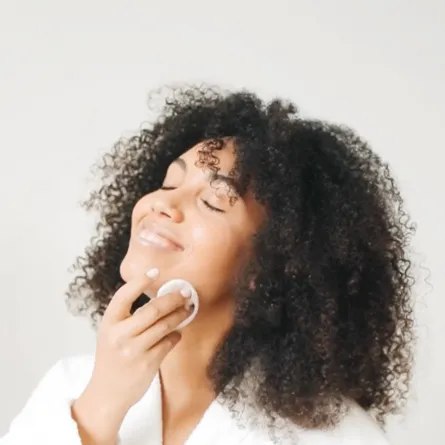 وصفات منزلية سريعة للقضاء على حب الشباب