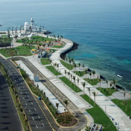 أمانة جدة تهيئ الشواطئ والمرافق استعدادًا لإجازة نهاية الأسبوع المطولة