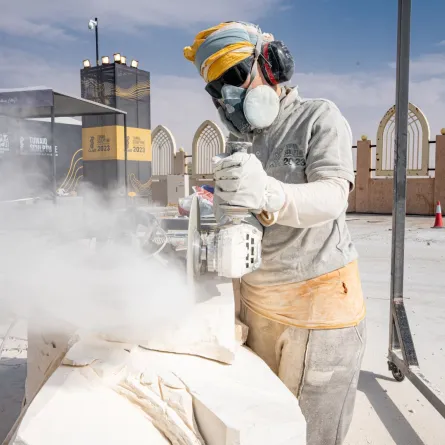 ملتقى طويق للنحت - الصورة من المركز الإعلامي للملتقى