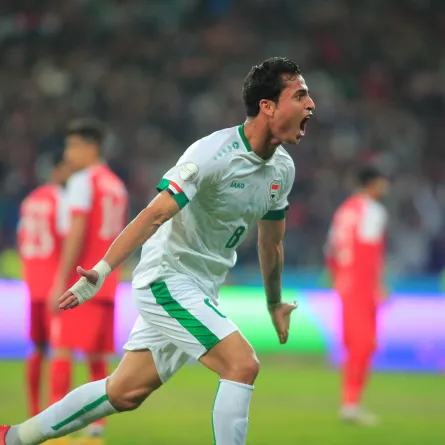 احتفال بايش بهدفه في مرمى الأحمر العُماني