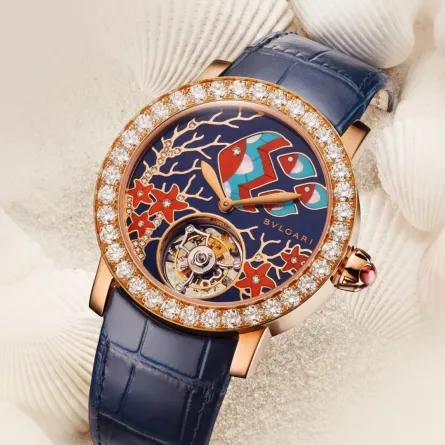 الإبداع الفني في مينا الساعات الفاخرة Artisanal Watches