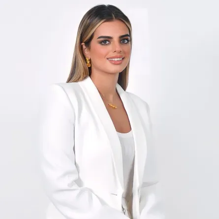 المصممة رتاج المزيدي: مجوهراتي عملية ونابعة من إحساسي الداخلي