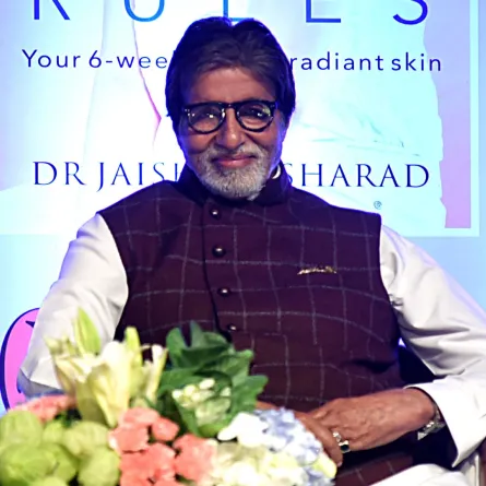 Indian Bollywood actor Amitabh Bachchan attends the launch event of Dr. Jaishree Sharad's book 'Skin Rules', in Mumbai on October 24, 2018. Sujit Jaiswal / AFP