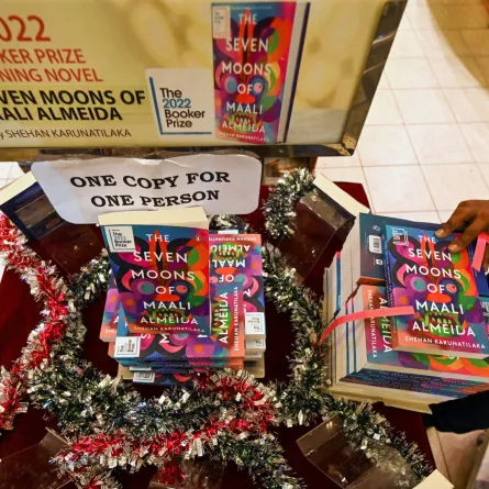 كتاب حصدوا جائزة بوكر العالمية