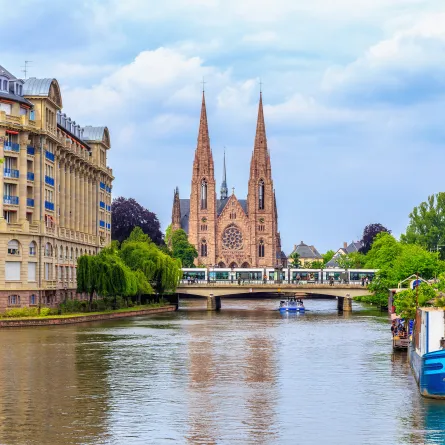 الاستمتاع بالأجواء الجذابة والطبيعية في ستراسبورغ